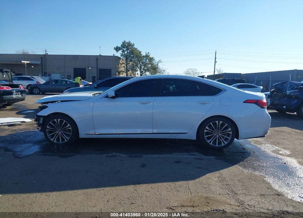2016 HYUNDAI GENESIS VIN: KMHGN4JE5GU112812