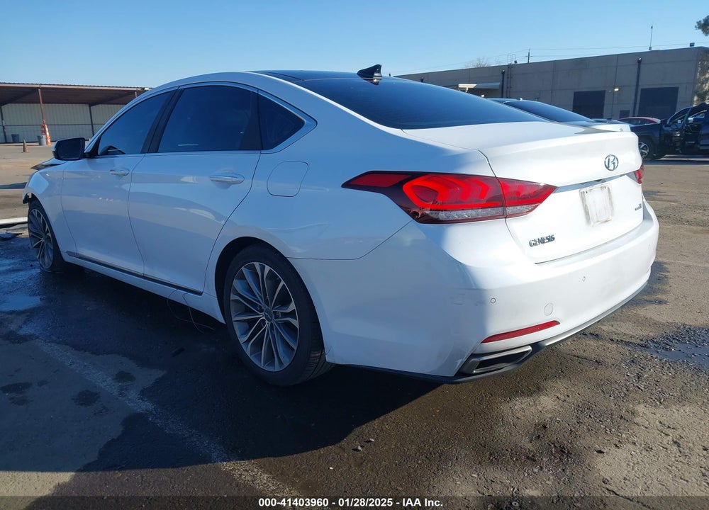 2016 HYUNDAI GENESIS VIN: KMHGN4JE5GU112812