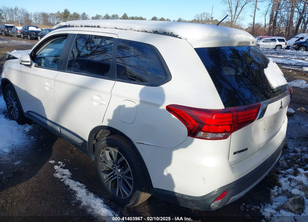 2016 MITSUBISHI OUTLANDER VIN: JA4AZ3A39GZ016895