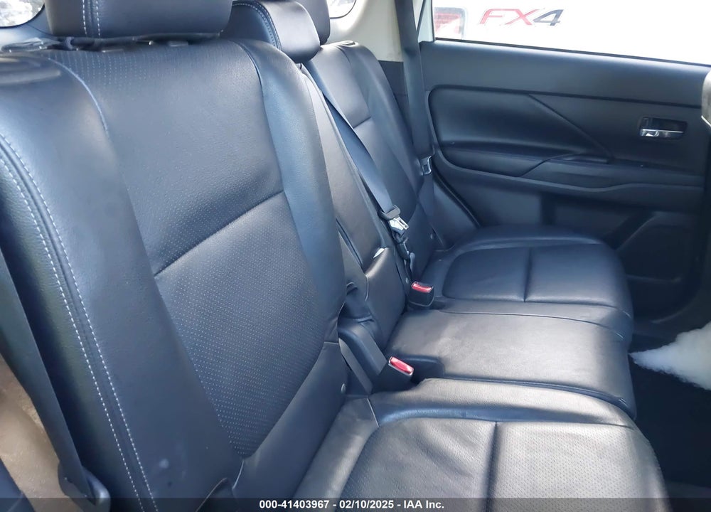 2016 MITSUBISHI OUTLANDER VIN: JA4AZ3A39GZ016895
