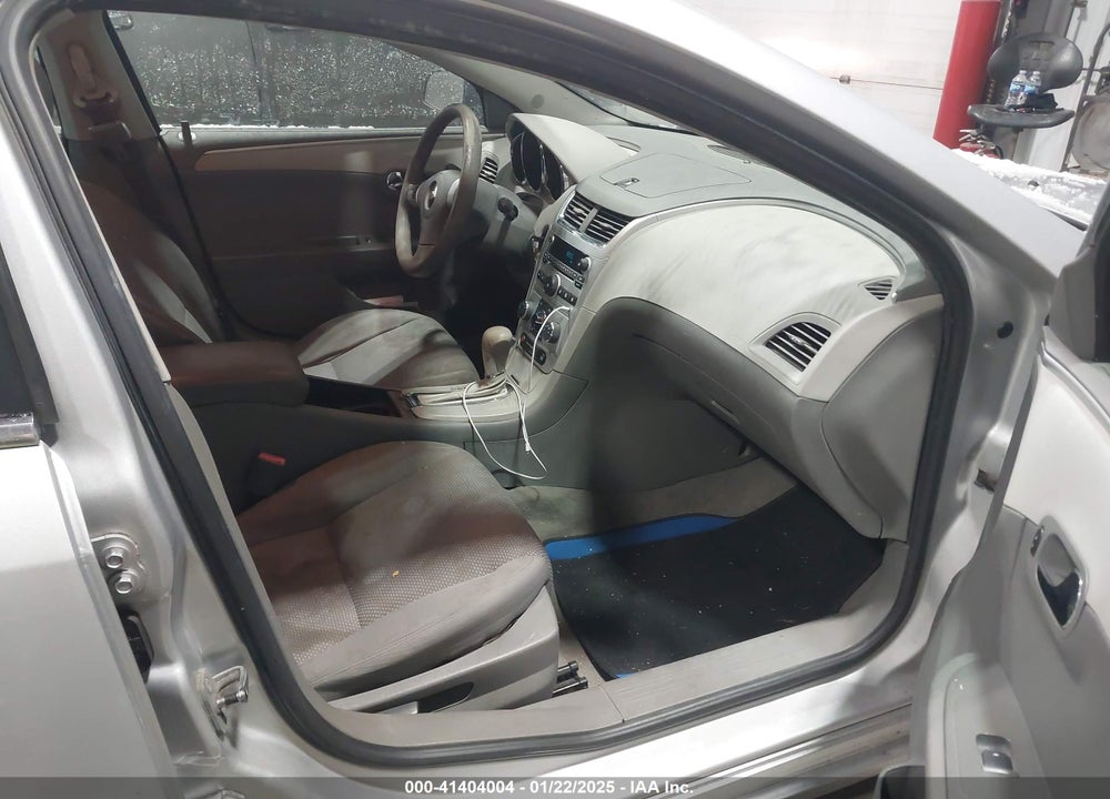 2011 CHEVROLET MALIBU LS VIN: 1G1ZA5EU8BF143218