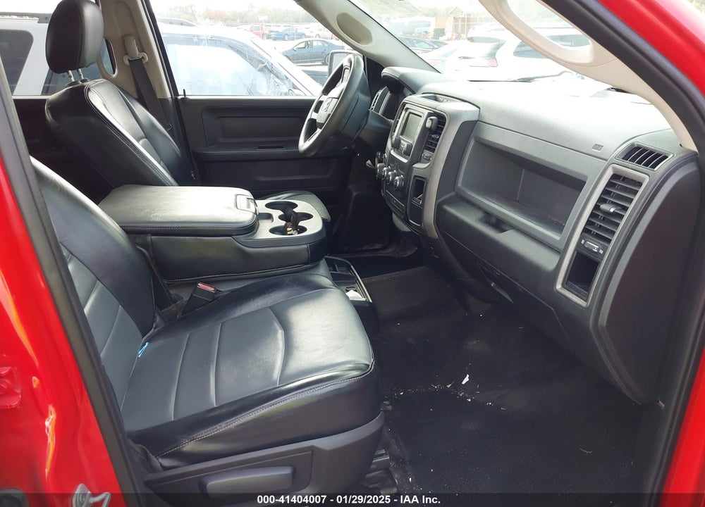 2015 RAM 1500 VIN: 1C6RR6KT3FS518146