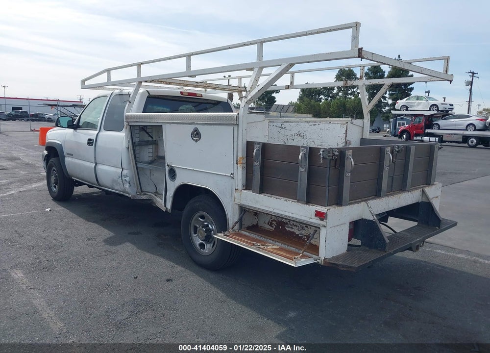 2004 CHEVROLET SILVERADO 2500HD VIN: 1GBHC29U84E158689