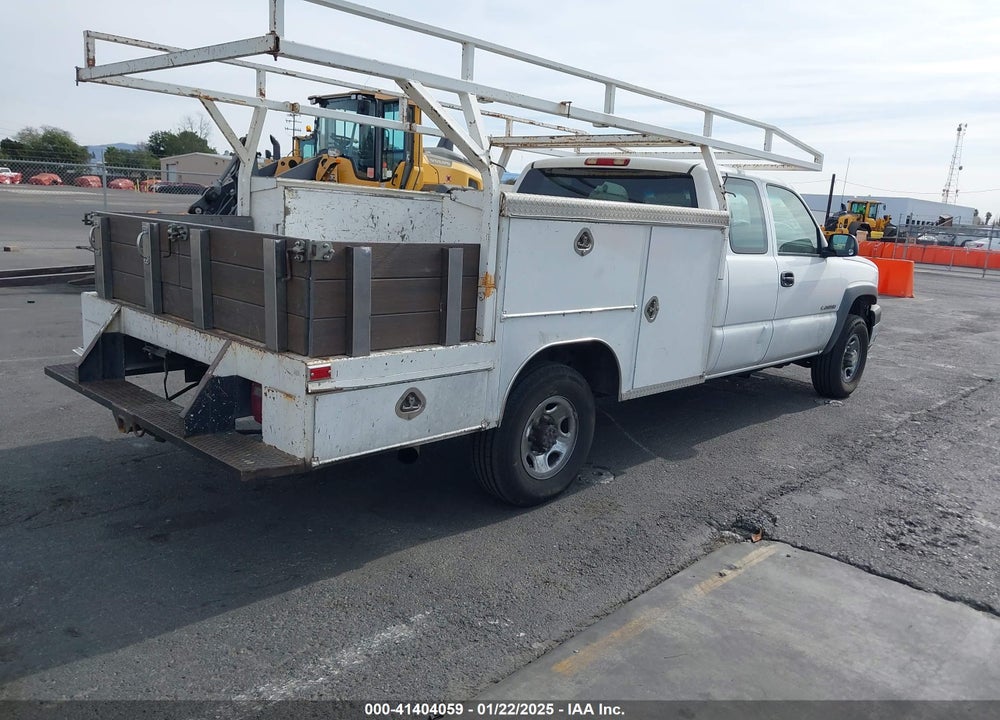 2004 CHEVROLET SILVERADO 2500HD VIN: 1GBHC29U84E158689