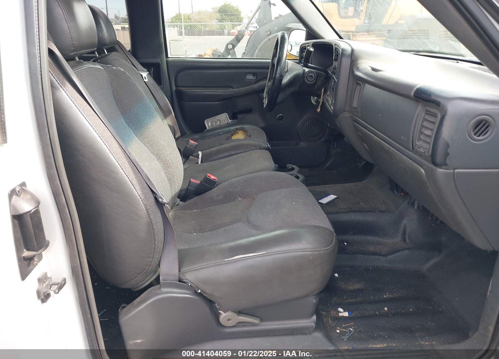 2004 CHEVROLET SILVERADO 2500HD VIN: 1GBHC29U84E158689
