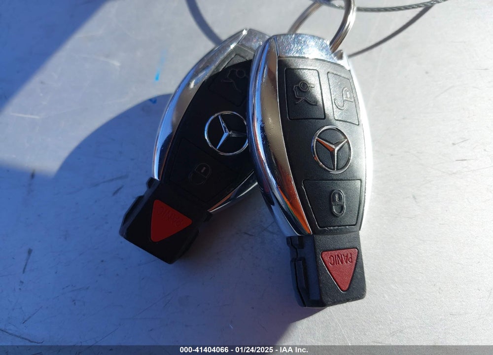 2015 MERCEDES-BENZ S 550 VIN: WDDUG8CB9FA157401