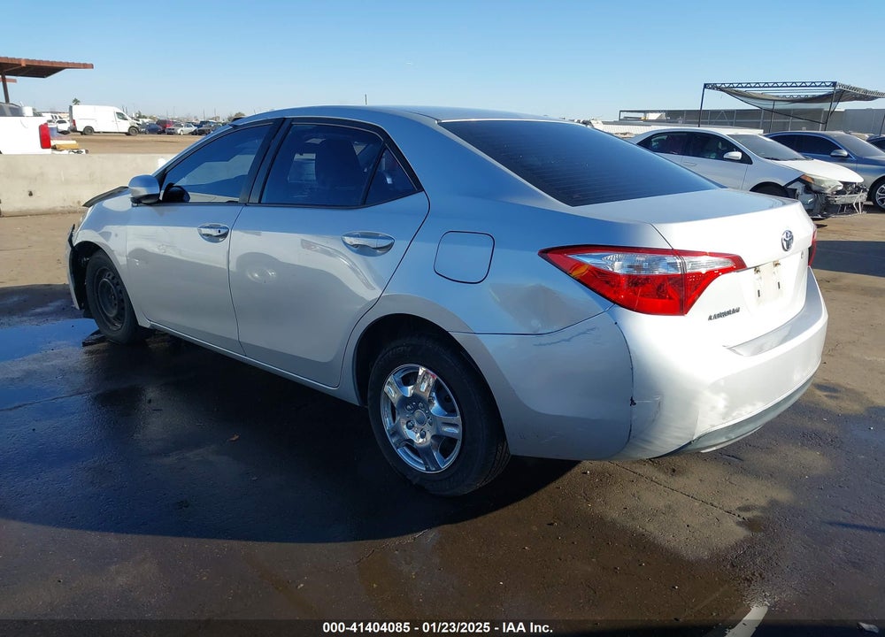 2015 TOYOTA COROLLA VIN: 5YFBURHE5FP334167