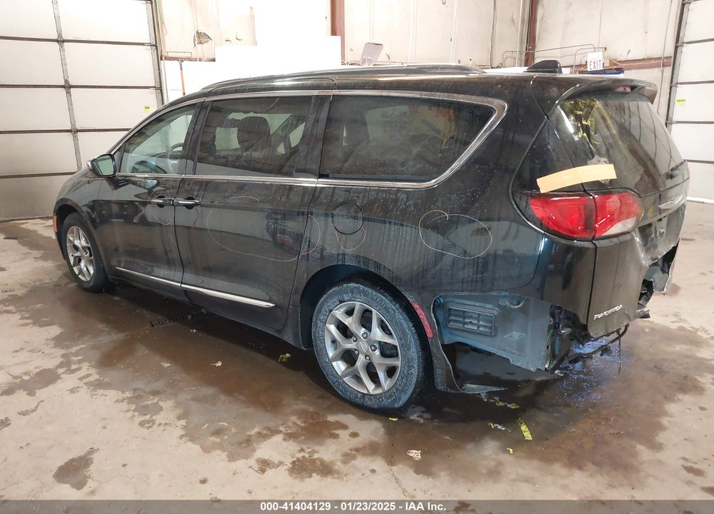 2017 CHRYSLER PACIFICA LIMITED VIN: 2C4RC1GG5HR757906
