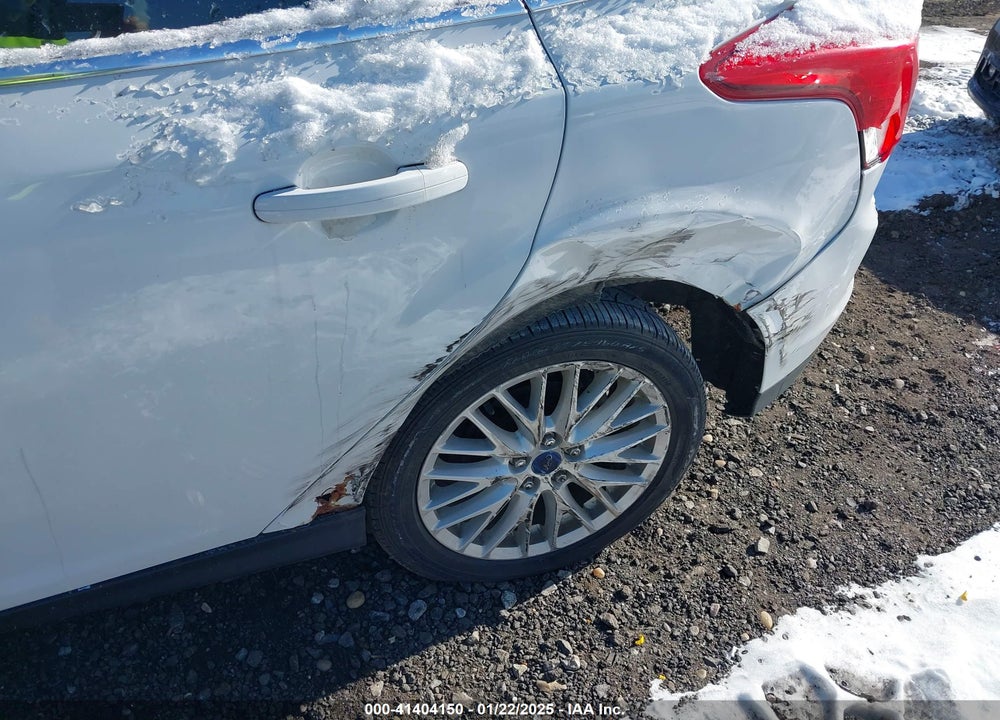 2012 FORD FOCUS VIN: 1FAHP3M28CL193437