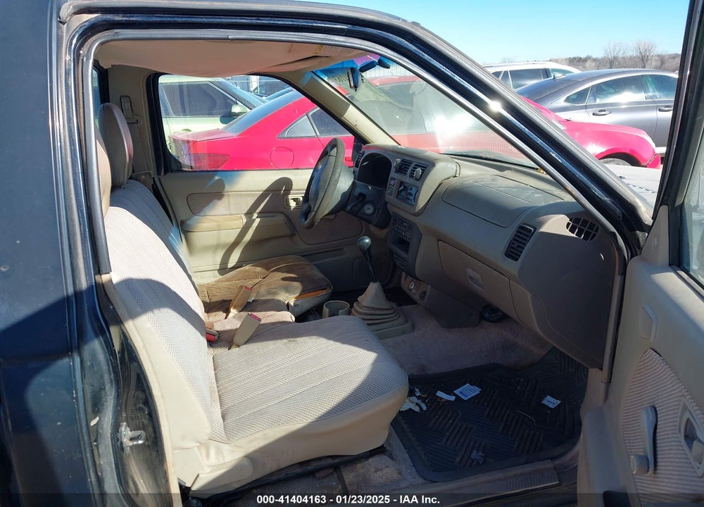1998 NISSAN FRONTIER VIN: 1N6DD21S4WC328009