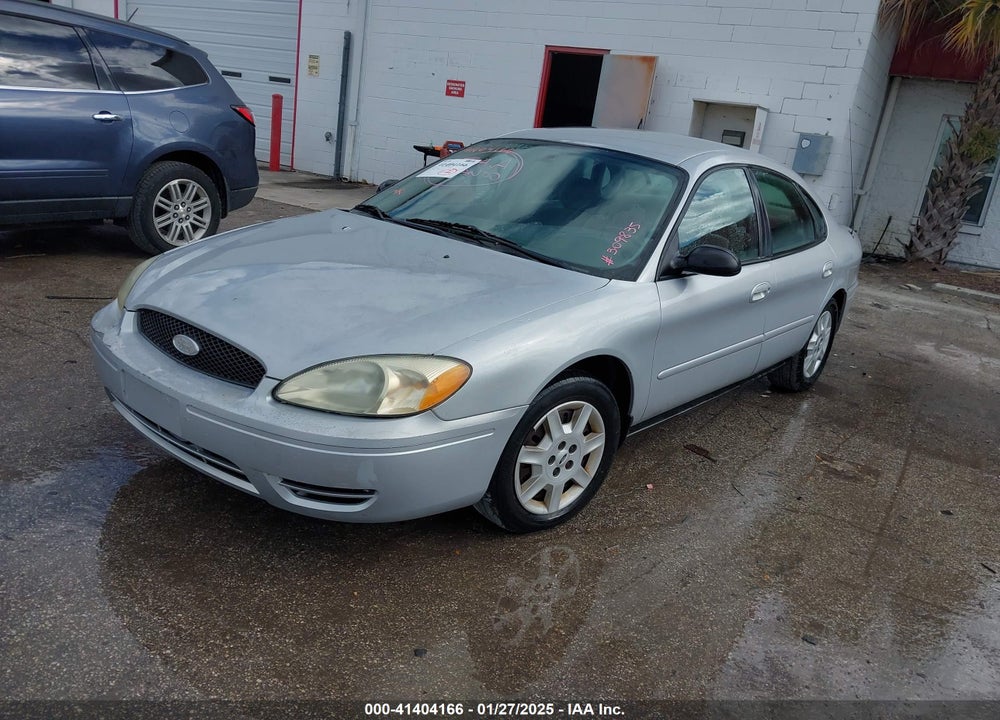 2005 FORD TAURUS SE VIN: 1FAFP53U45A309835