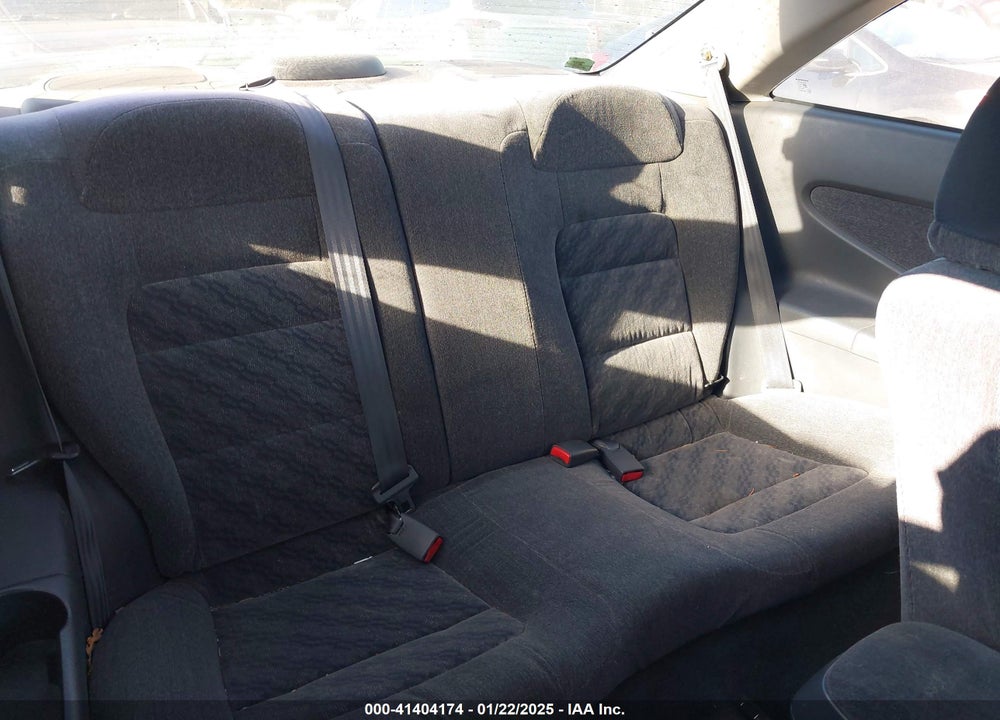 2002 HONDA ACCORD 2.3 LX VIN: 1HGCG32632A007700