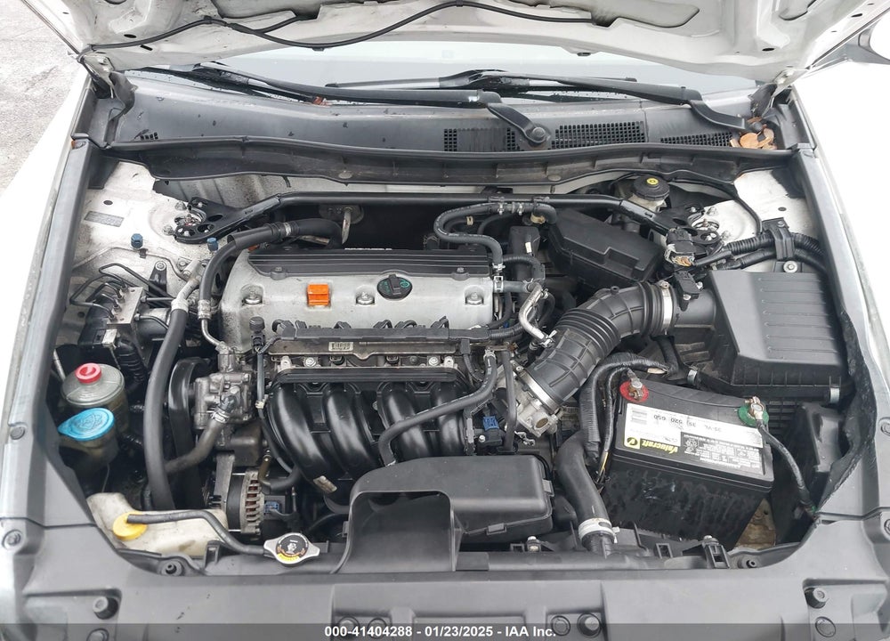 2010 HONDA ACCORD VIN: 1HGCP2F8XAA037054