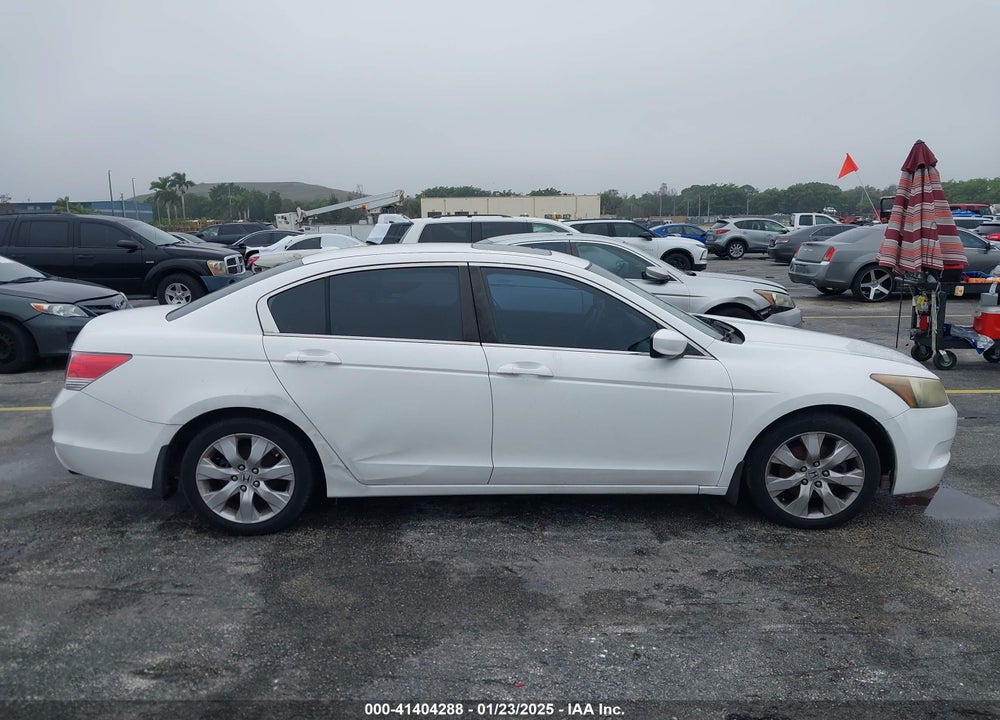2010 HONDA ACCORD VIN: 1HGCP2F8XAA037054