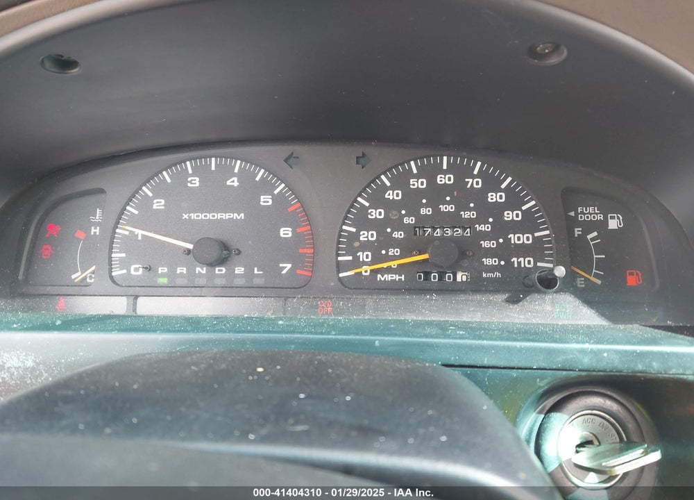 1998 TOYOTA 4RUNNER SR5 V6 VIN: JT3GN86R0W0079865