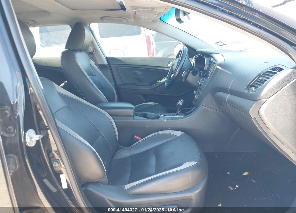 2012 KIA OPTIMA VIN: 5XXGR4A61CG067904