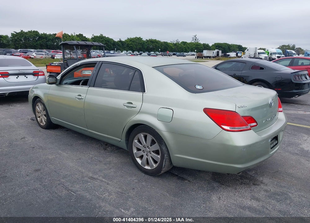 2005 TOYOTA AVALON XLS VIN: 4T1BK36B65U005616