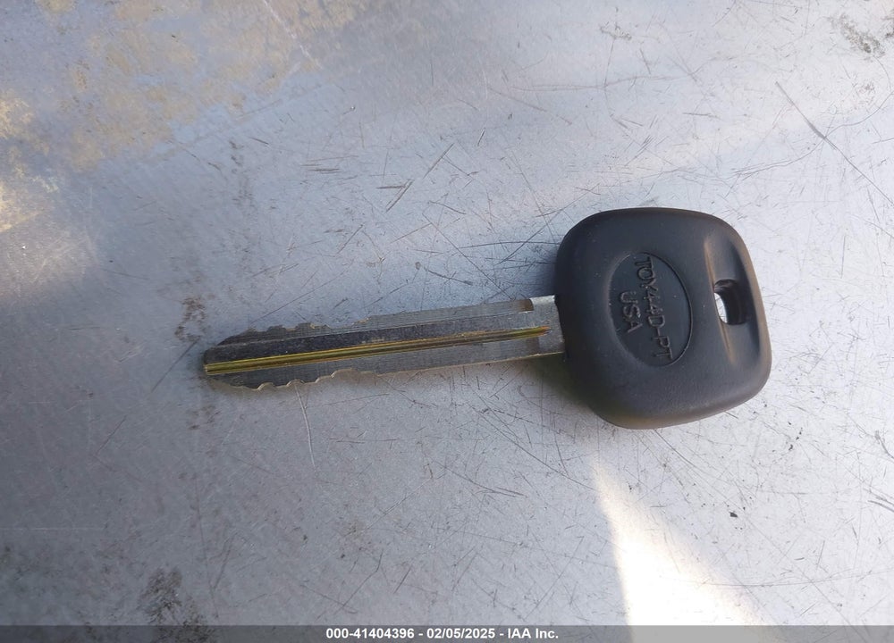 2005 TOYOTA AVALON XLS VIN: 4T1BK36B65U005616