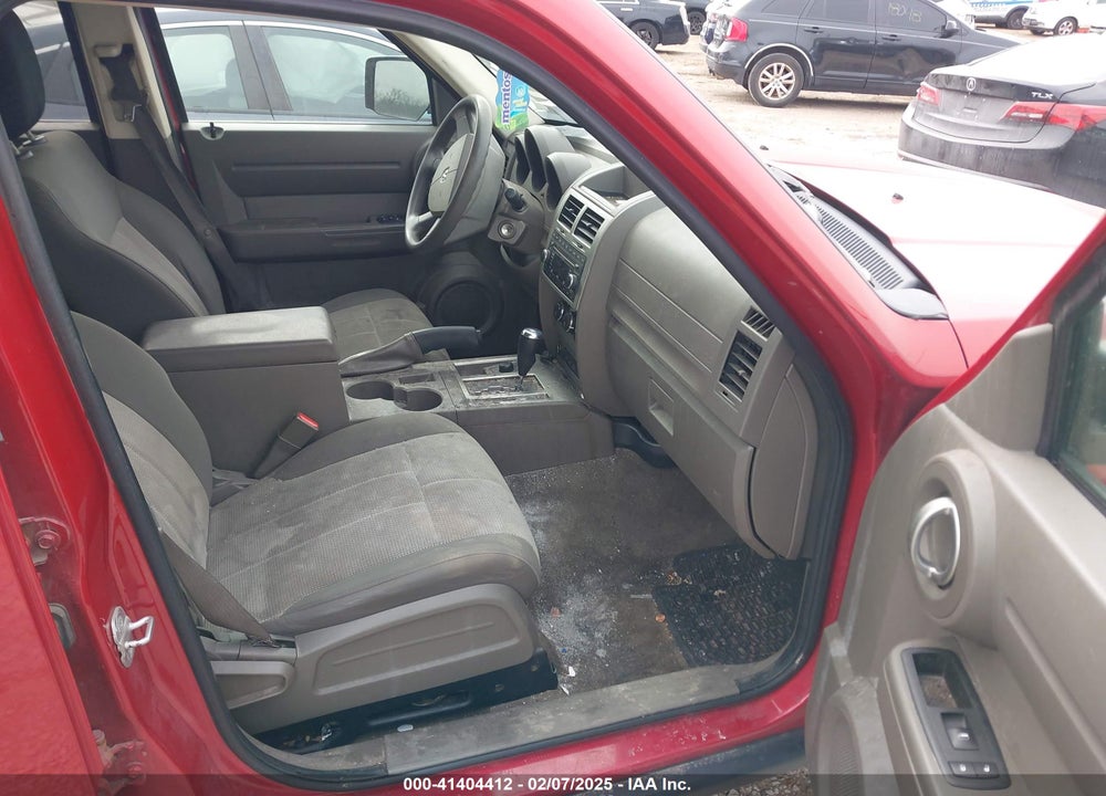 2007 DODGE NITRO SXT VIN: 1D8GU28K07W674369