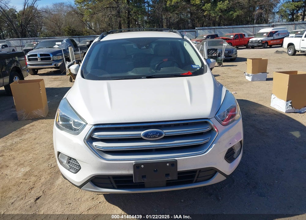 2018 FORD ESCAPE SEL VIN: 1FMCU0HD2JUB42347