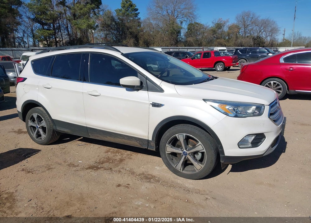 2018 FORD ESCAPE SEL VIN: 1FMCU0HD2JUB42347