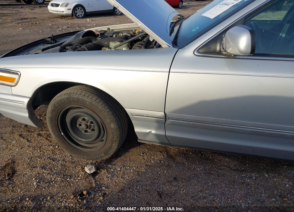 1996 MERCURY GRAND MARQUIS GS VIN: 2MELM74W8TX692876