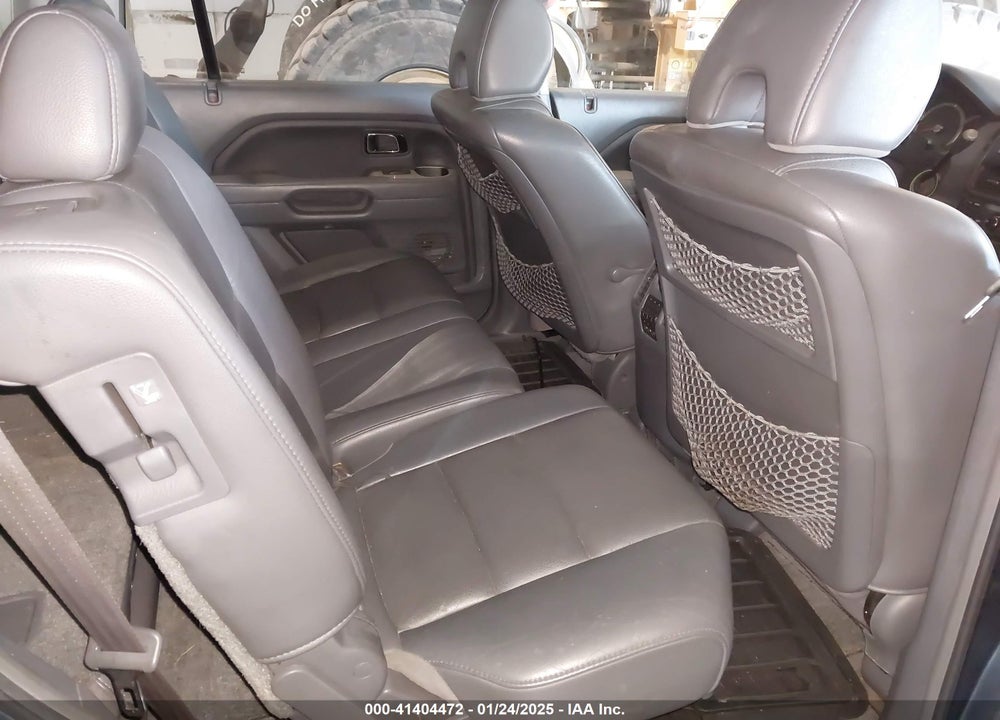 2007 HONDA PILOT EX-L VIN: 5FNYF28647B004098
