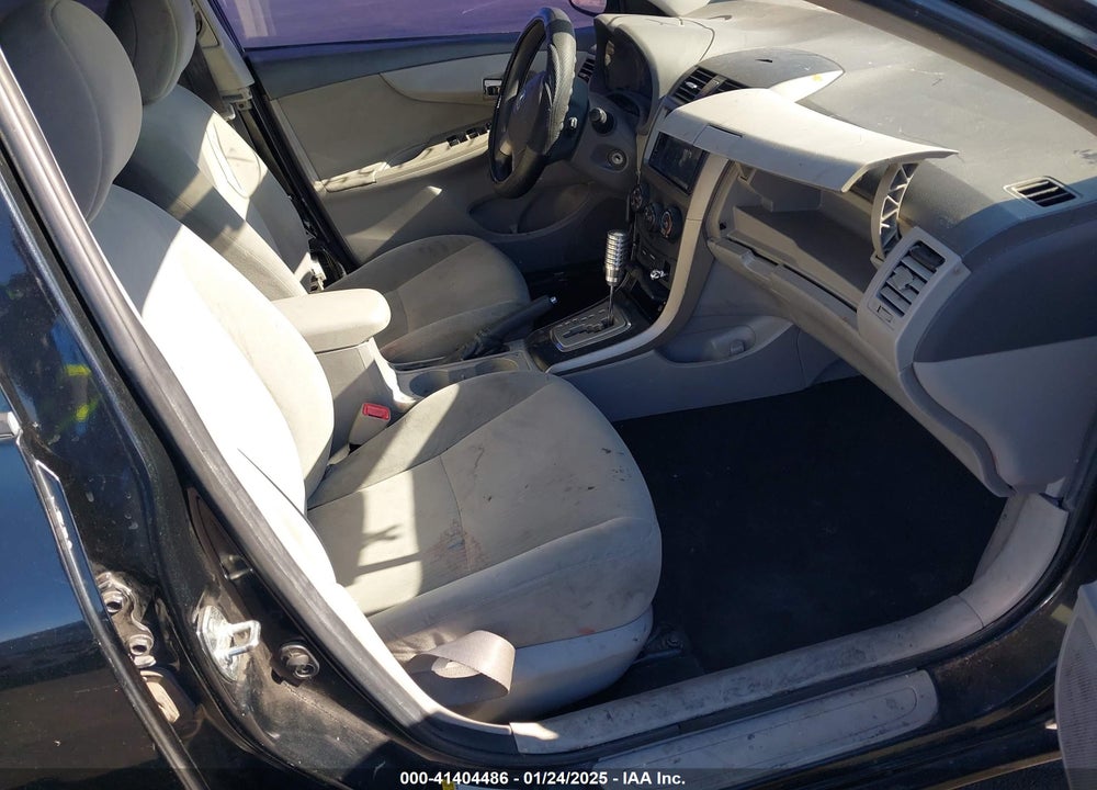 2010 TOYOTA COROLLA LE VIN: 1NXBU4EE3AZ180198