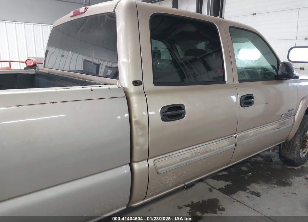 2004 CHEVROLET SILVERADO 2500HD LT VIN: 1GCHK23174F168833