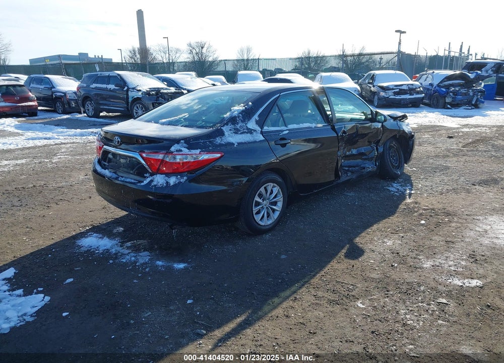 2017 TOYOTA CAMRY LE VIN: 4T1BF1FK3HU717532