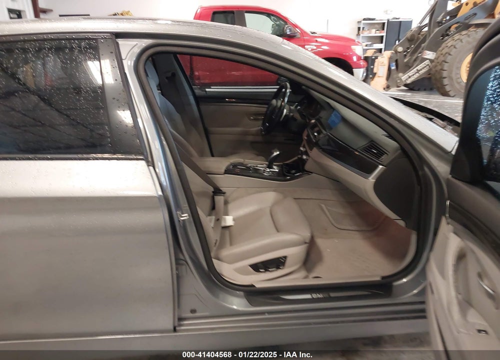 2011 BMW 535I VIN: WBAFR7C53BC605435