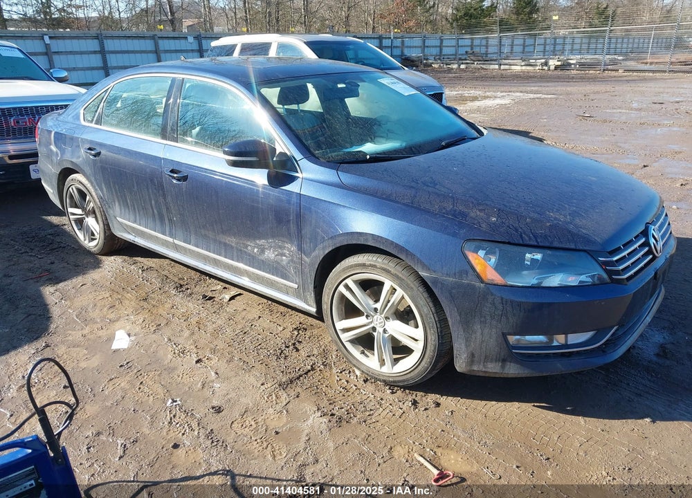2015 VOLKSWAGEN PASSAT VIN: 1VWCV7A32FC019430