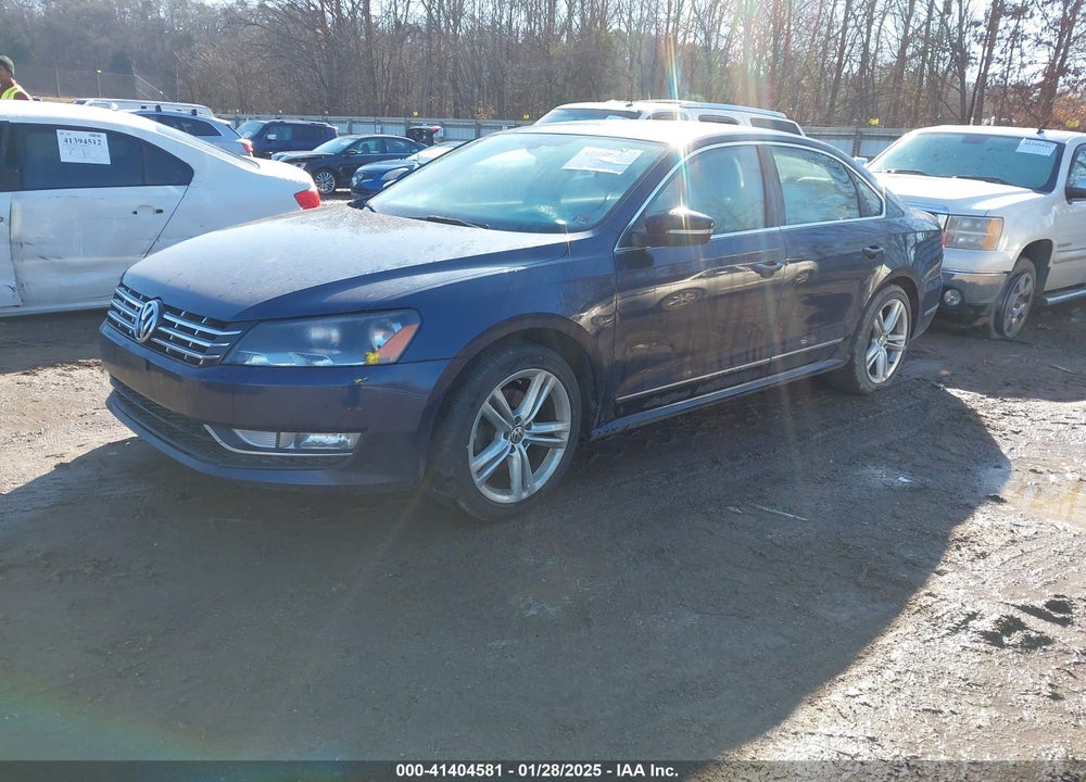 2015 VOLKSWAGEN PASSAT VIN: 1VWCV7A32FC019430