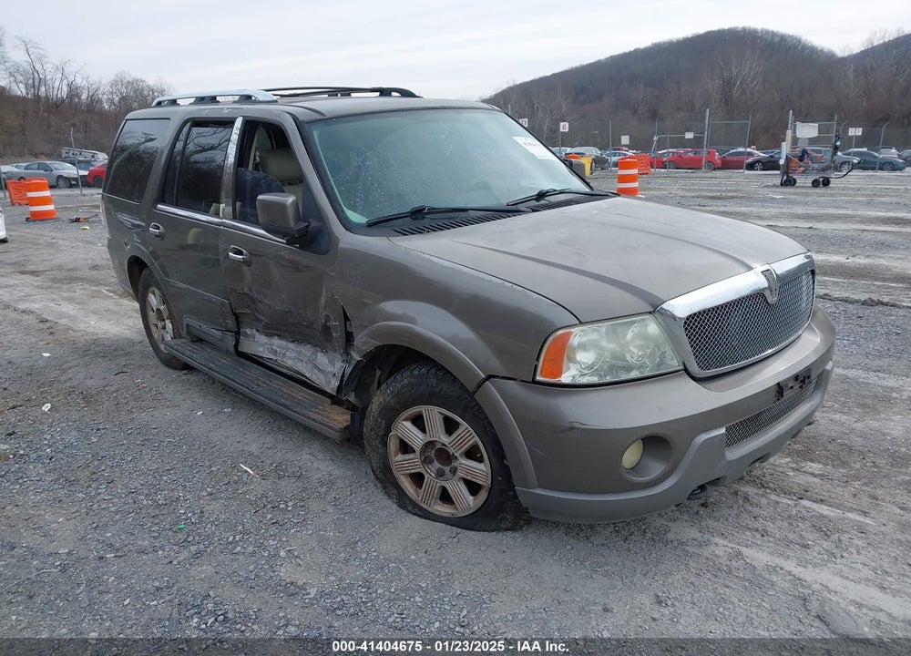 2003 LINCOLN NAVIGATOR VIN: 5LMFU28R43LJ28444
