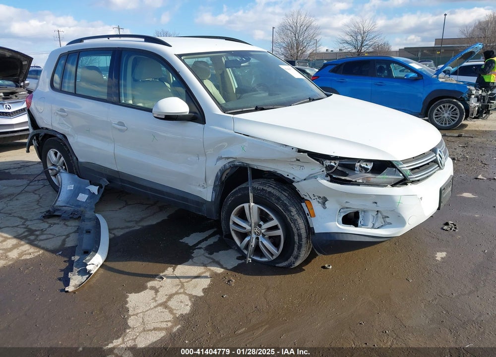2016 VOLKSWAGEN TIGUAN S VIN: WVGAV7AX8GK000381