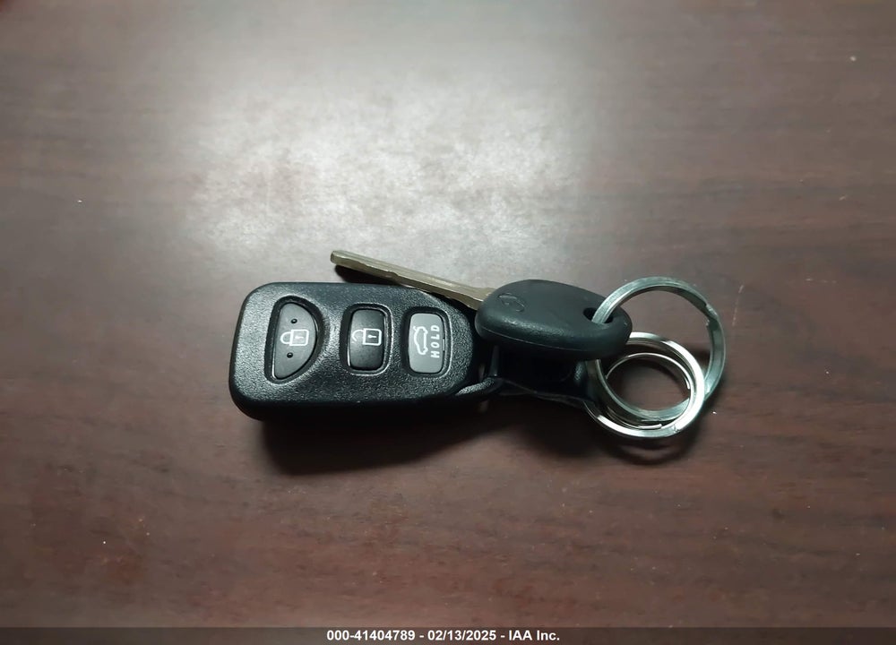 2011 HYUNDAI ELANTRA VIN: KMHDH4AE0BU154405