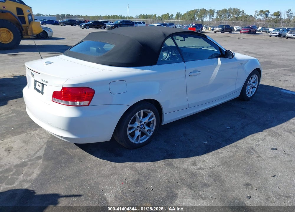 2008 BMW 128I VIN: WBAUN13538VH79554