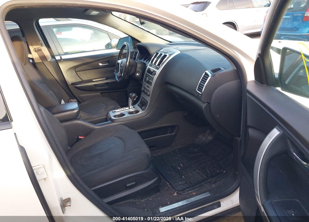 2012 GMC ACADIA SLE VIN: 1GKKRPED6CJ208082