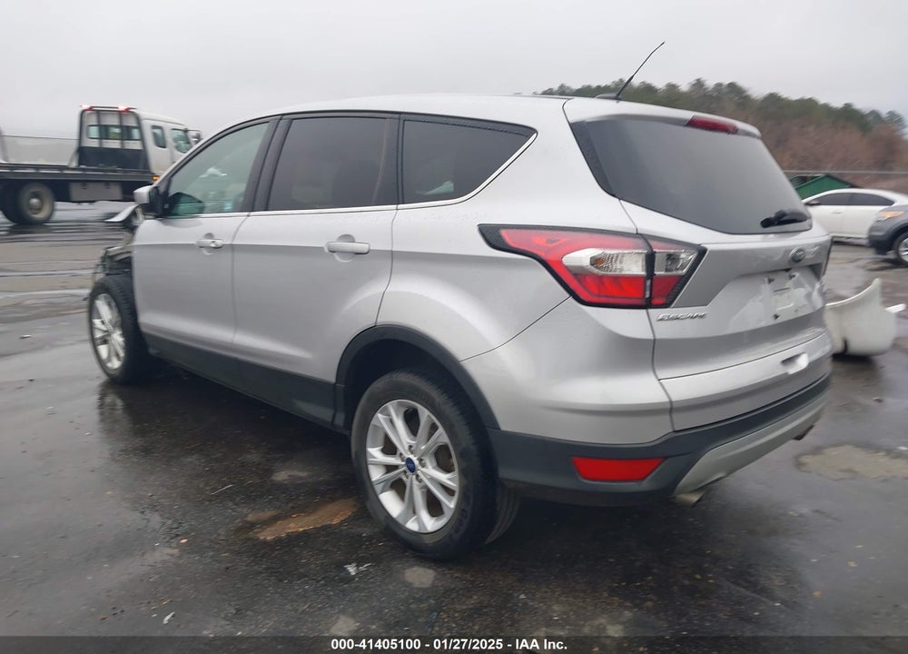 2017 FORD ESCAPE SE FWD VIN: 1FMCU0G97HUB67879