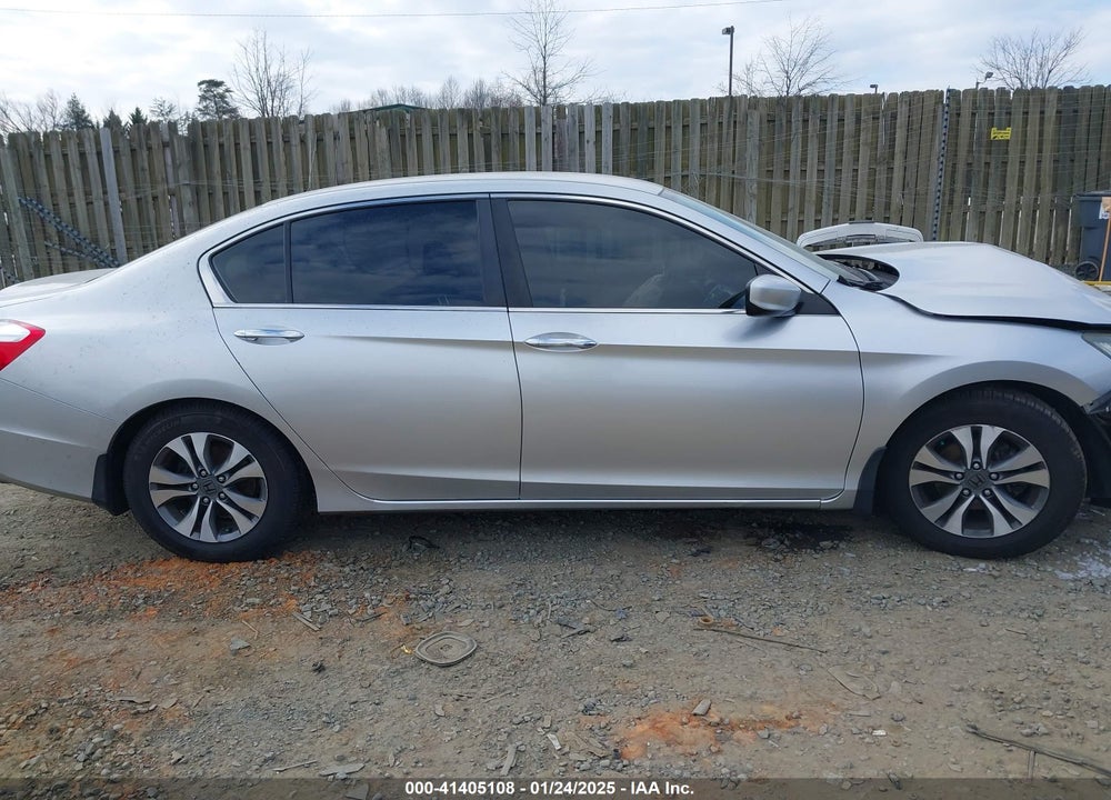 2013 HONDA ACCORD VIN: 1HGCR2F32DA152217