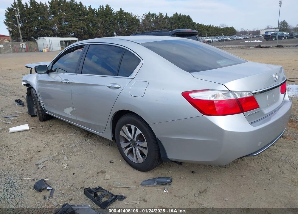 2013 HONDA ACCORD VIN: 1HGCR2F32DA152217
