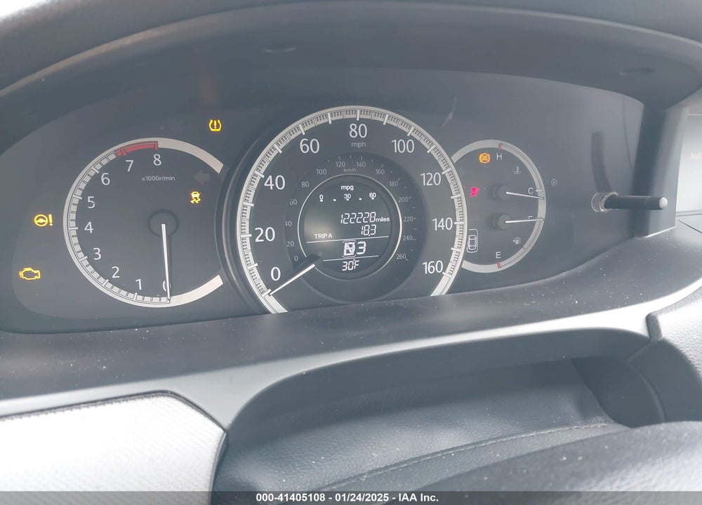 2013 HONDA ACCORD VIN: 1HGCR2F32DA152217