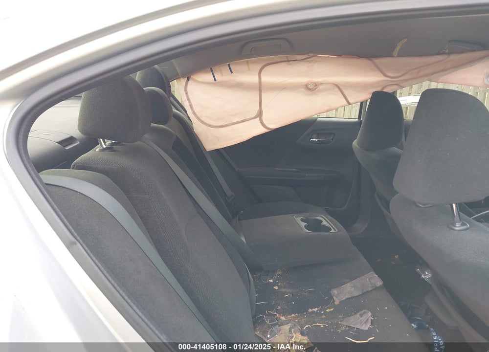 2013 HONDA ACCORD VIN: 1HGCR2F32DA152217