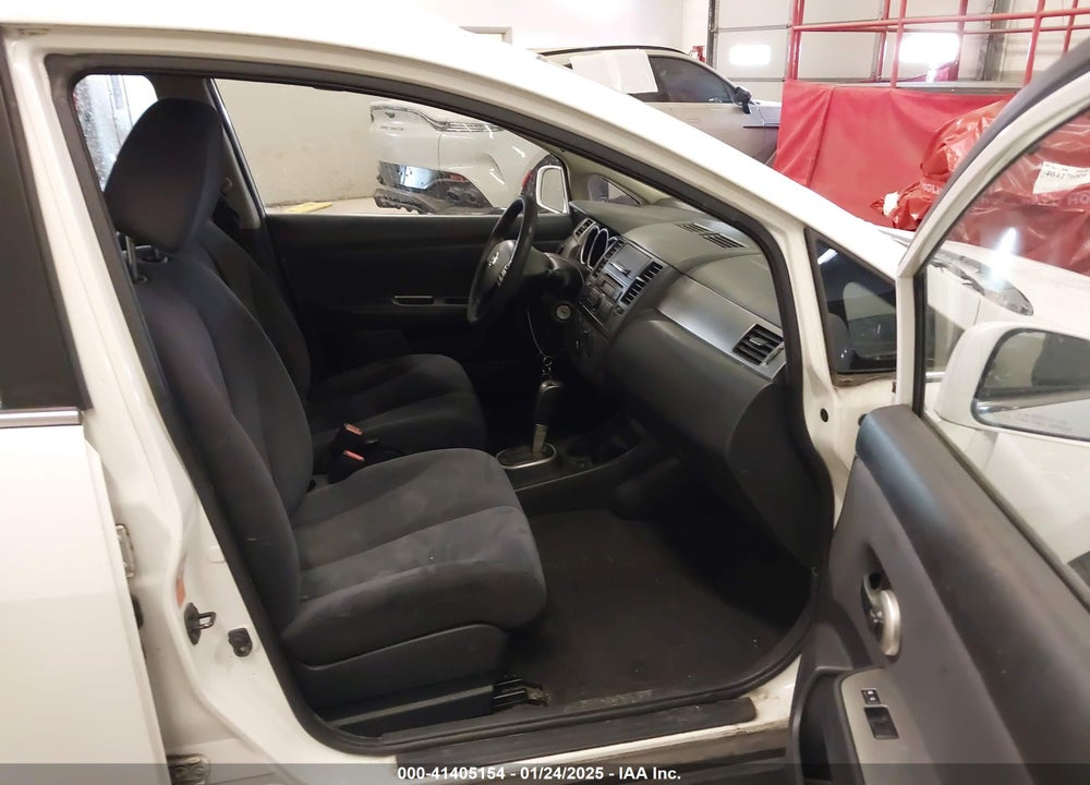 2008 NISSAN VERSA VIN: 3N1BC11E78L433137