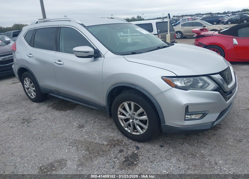 2017 NISSAN ROGUE SV VIN: KNMAT2MV4HP608250