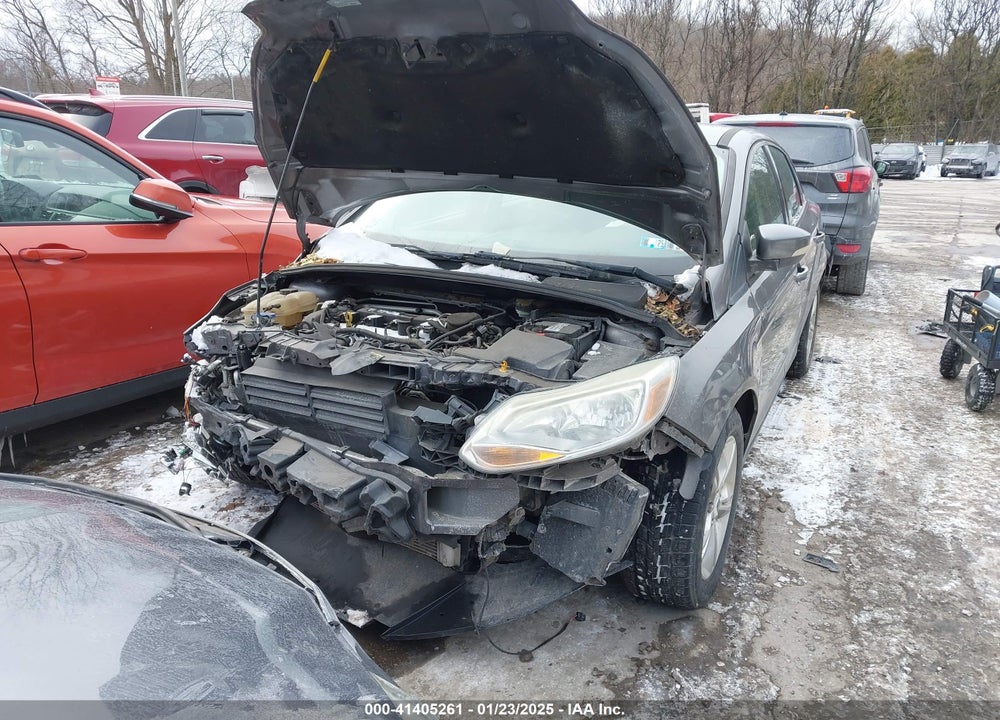 2014 FORD FOCUS SE VIN: 1FADP3F28EL243414