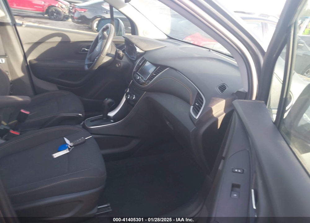2020 CHEVROLET TRAX AWD LS VIN: 3GNCJNSB7LL128580