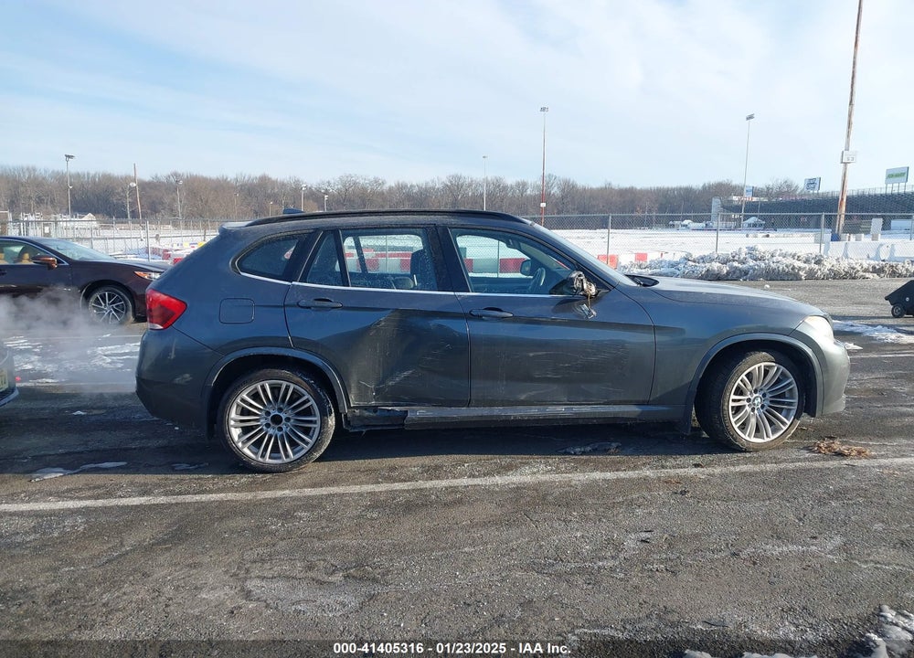 2013 BMW X1 XDRIVE35I VIN: WBAVM5C56DVL63844