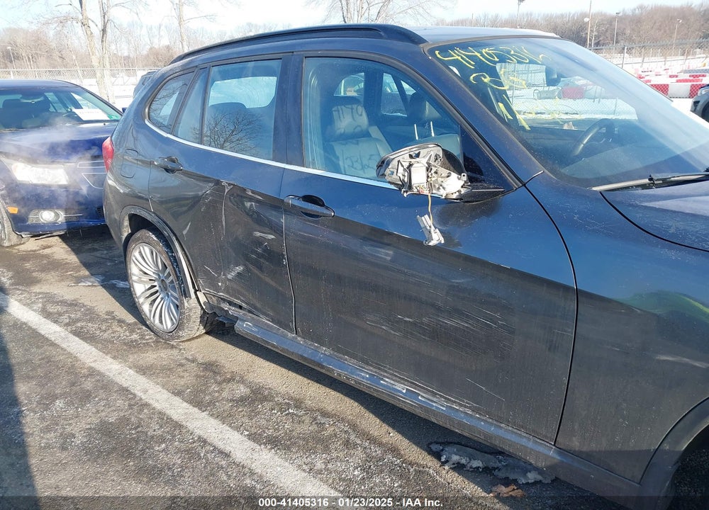 2013 BMW X1 XDRIVE35I VIN: WBAVM5C56DVL63844