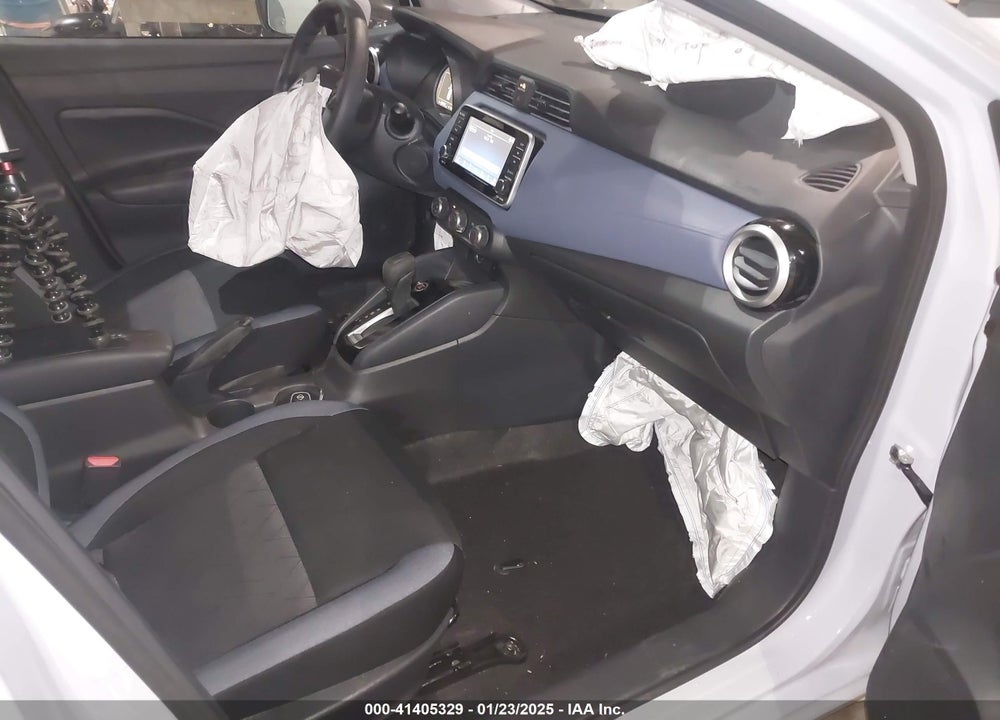 2024 NISSAN VERSA VIN: 3N1CN8EVXRL922022